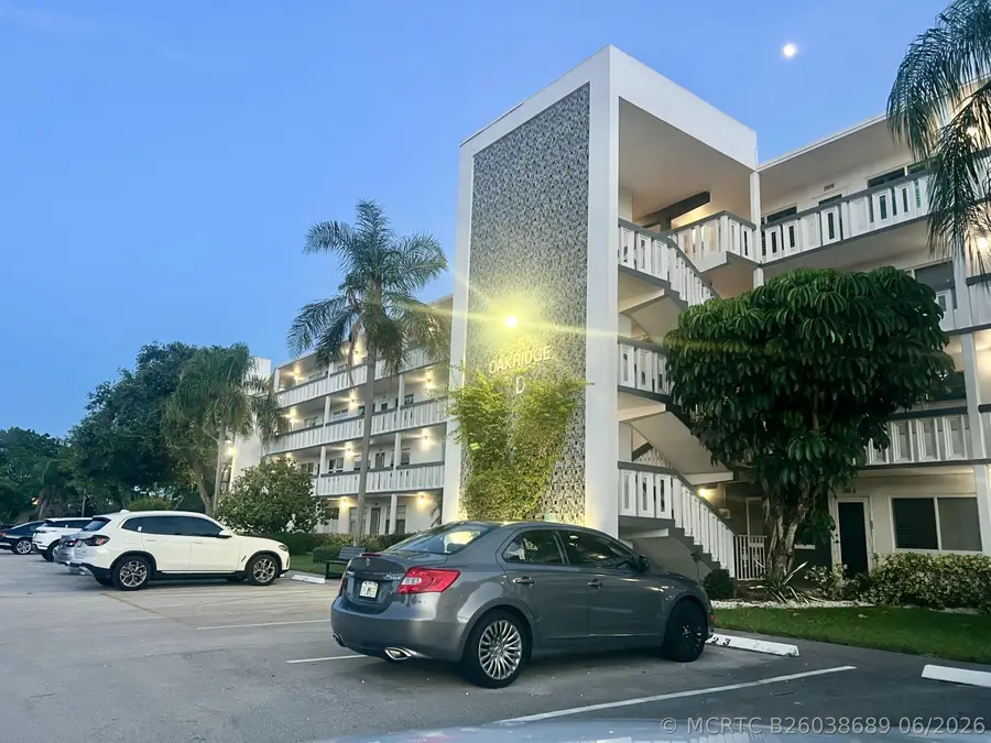 2026 Oakridge D, Deerfield Beach, FL 33442 - #2