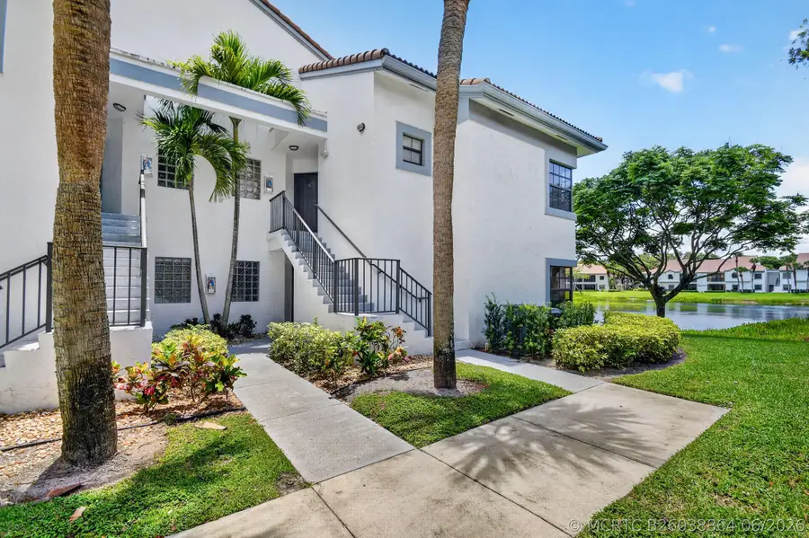 5394 Firenze Drive #M, Boynton Beach, FL 33437 - #3