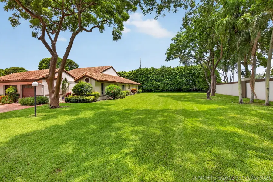6082 Waldwick Circle, Delray Beach, FL 33484 - #3