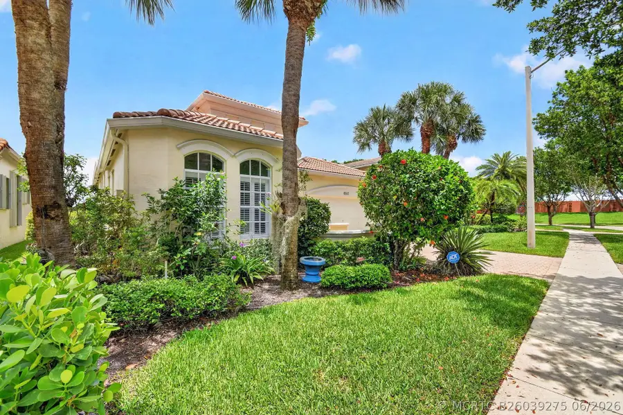 8553 E Via Grande E, Wellington, FL 33411 - #2