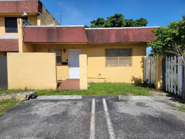 606 NW 179th Street, Miami Gardens, FL 33169