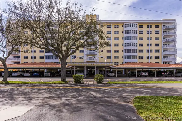 2500 NE 48th Lane #609, Fort Lauderdale, FL 33308