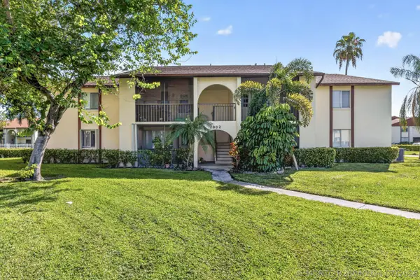 4999 Sable Pine Circle #D2, West Palm Beach, FL 33417
