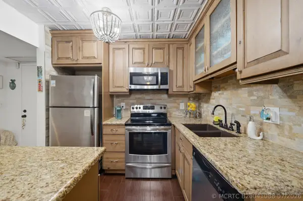 101 E Mcnab Road #102, Pompano Beach, FL 33060