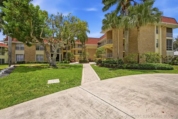 5570 Tamberlane Circle #229, Palm Beach Gardens, FL 33418