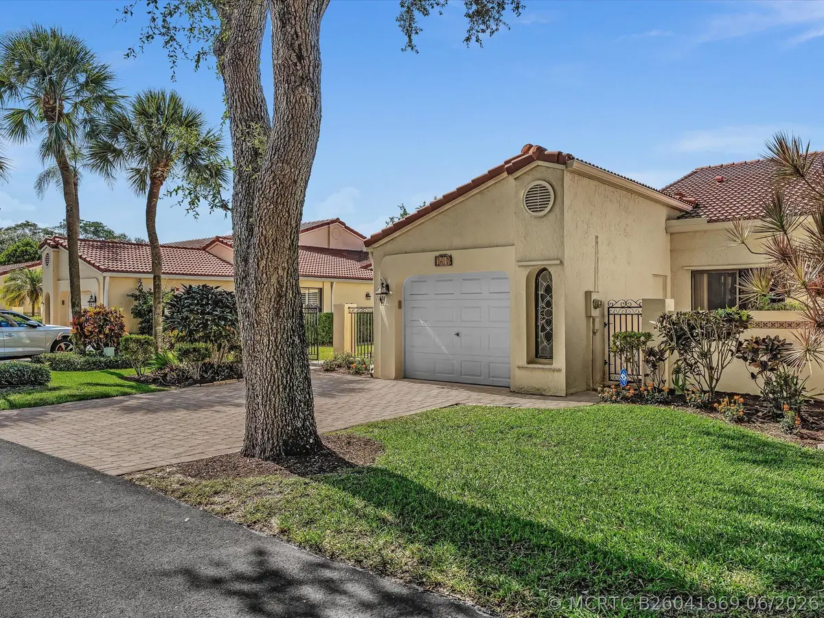 2627 Emerald Way N, Deerfield Beach, FL 33442 - #1