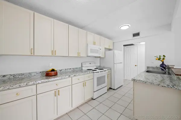 5190 E Sabal Palm Boulevard #209, Tamarac, FL 33319