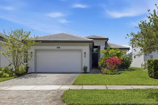 5627 Saint Armands Way, Loxahatchee, FL 33470