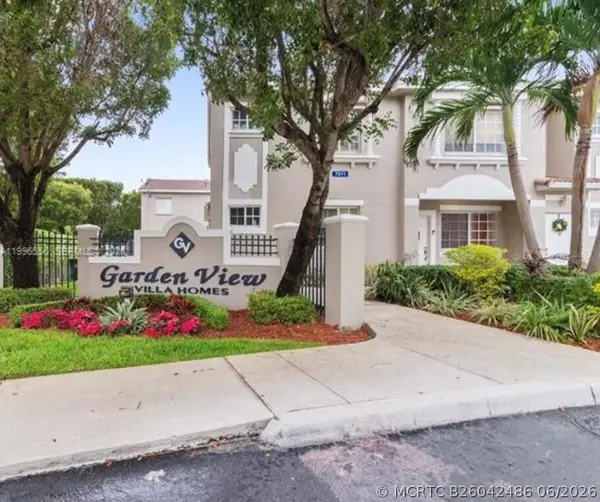 7211 NW 174th Terrace #203, Hialeah, FL 33015