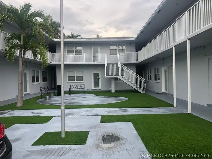 930 N 14th Court, Hollywood, FL 33020 - #2