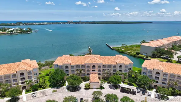4 E Harbour Isle Drive E #Ph04, Fort Pierce, FL 34949
