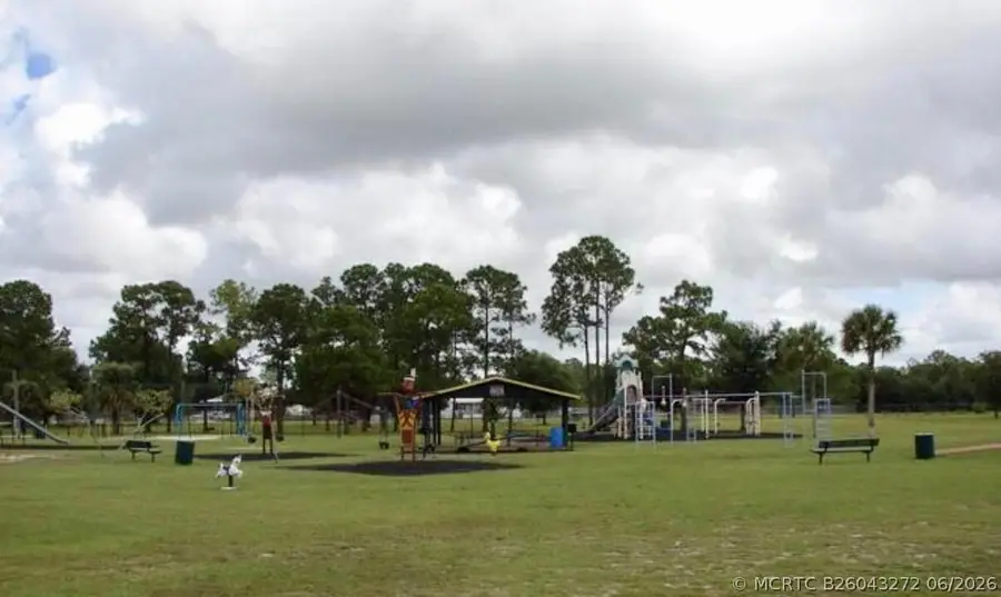 324 Pine Cone Avenue, Clewiston, FL 33440 - #3