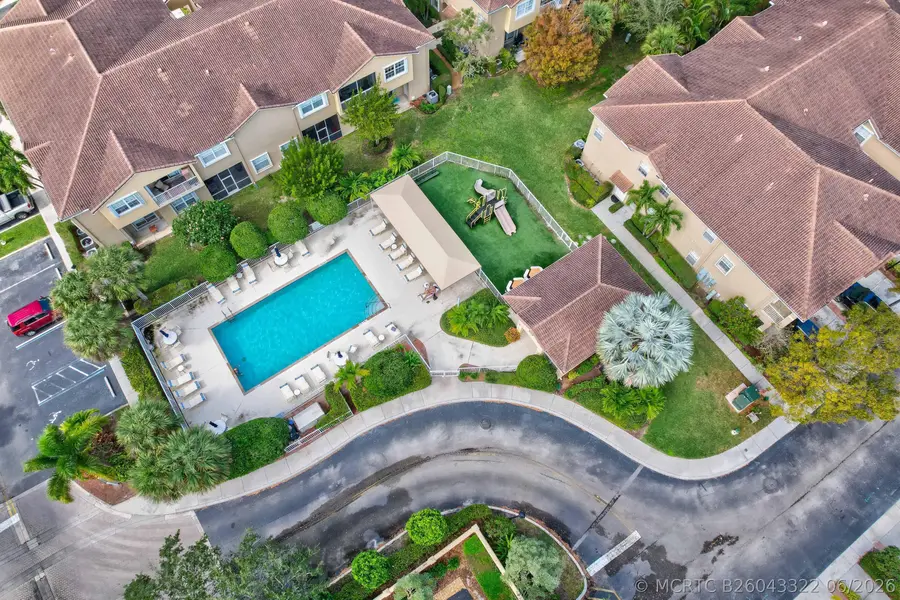115 Lighthouse Circle #B, Tequesta, FL 33469 - #2