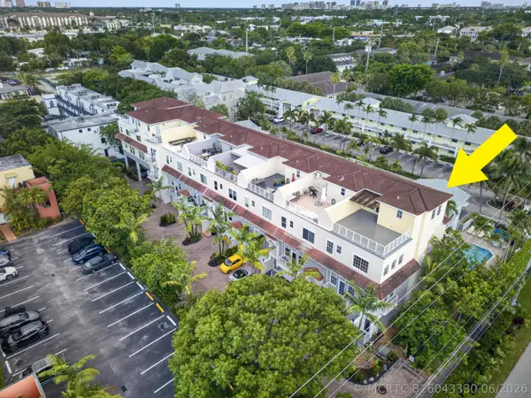2700 NE 8th Avenue, Wilton Manors, FL 33334