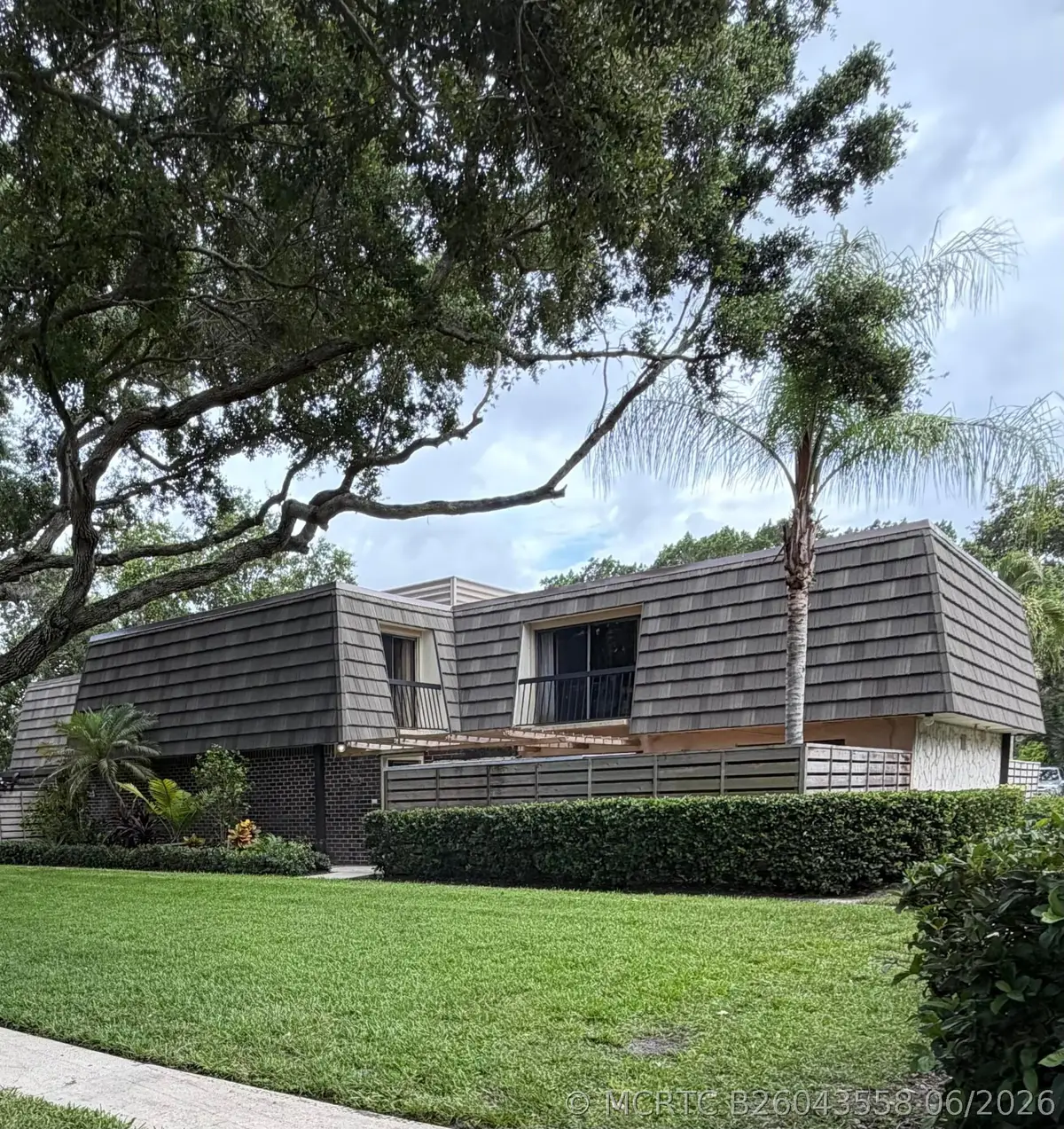 511 5th Terrace, Palm Beach Gardens, FL 33418 - #1