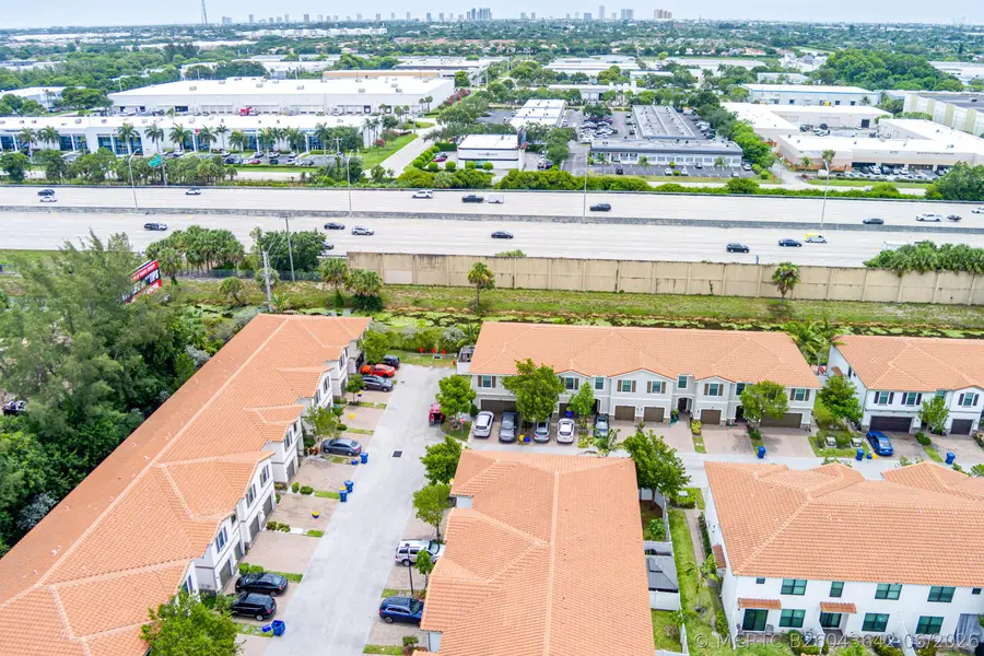 1009 Sweet Briar Lane, Riviera Beach, FL 33410 - #2