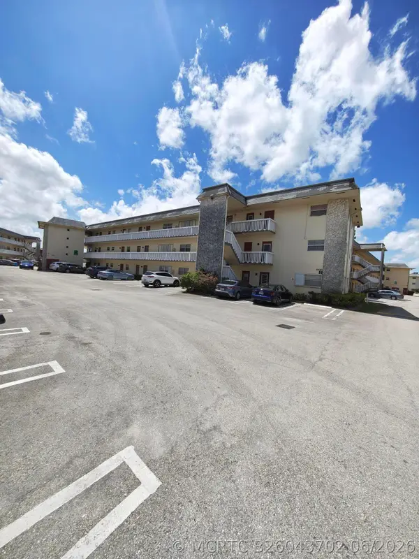 4441 NW 16th Street, Lauderhill, FL 33313