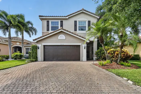 8135 Cantabria Falls Drive, Boynton Beach, FL 33473