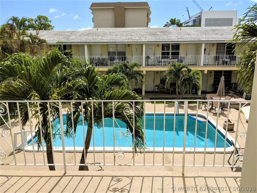 1012 SE 15th Street #102, Fort Lauderdale, FL 33316 - #2