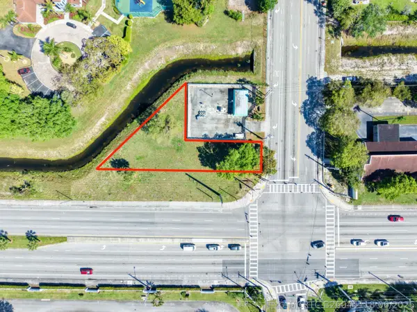 Xxxx Lawrence Road, Boynton Beach, FL 33436
