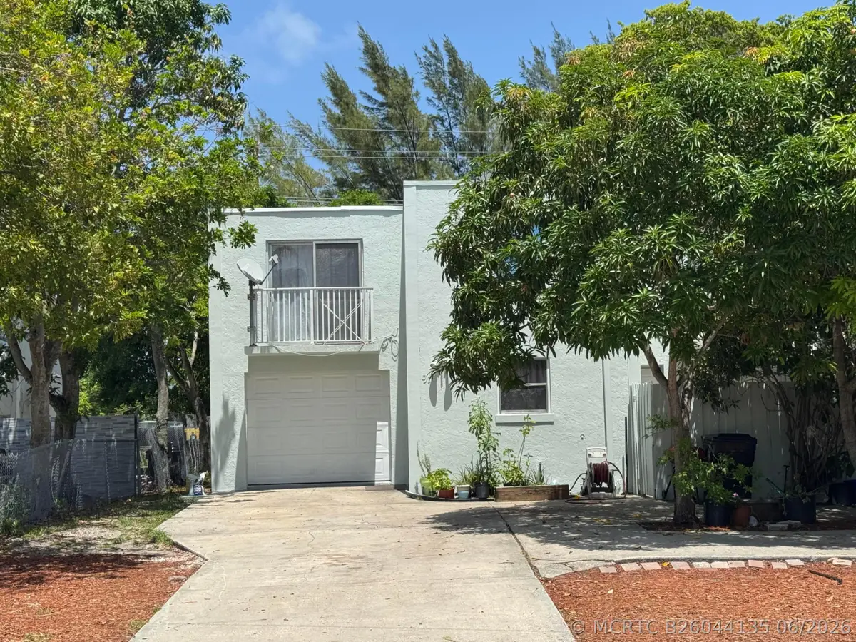 910 N F Street, Lake Worth Beach, FL 33460 - #1