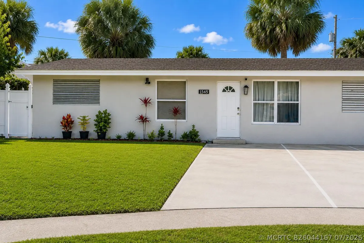 1545 S 24th Court, West Palm Beach, FL 33404 - #1