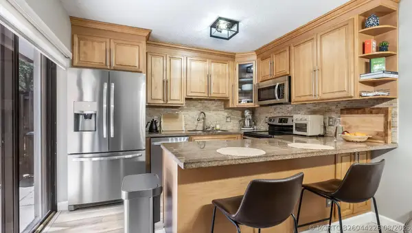725 NW 99th Circle, Plantation, FL 33324