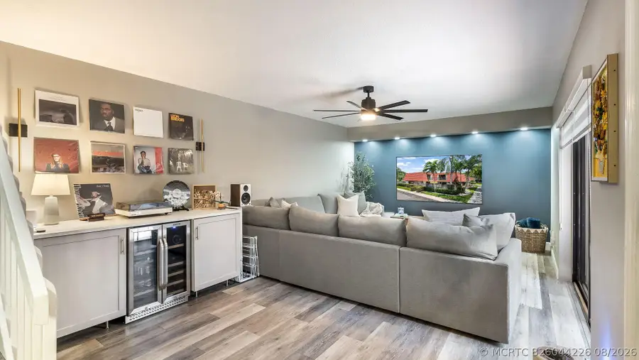 725 NW 99th Circle, Plantation, FL 33324 - #2