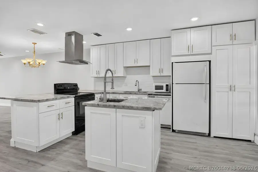 20846 Vinesta Circle, Boca Raton, FL 33433 - #3