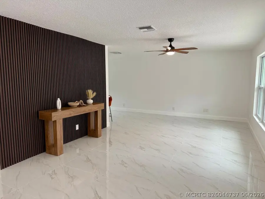 2812 F Road, Loxahatchee Groves, FL 33470 - #2