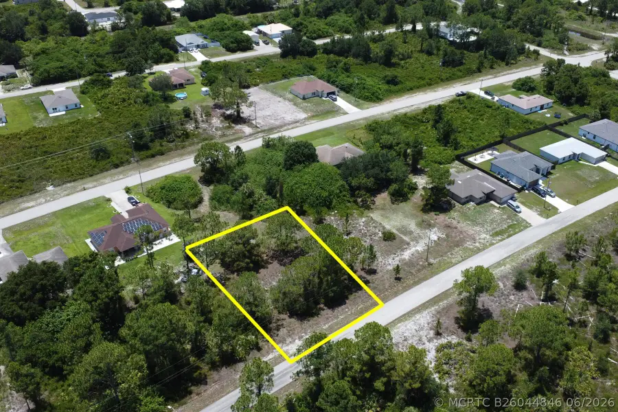 518 Cottonwood Avenue S, Lehigh Acres, FL 33974 - #3