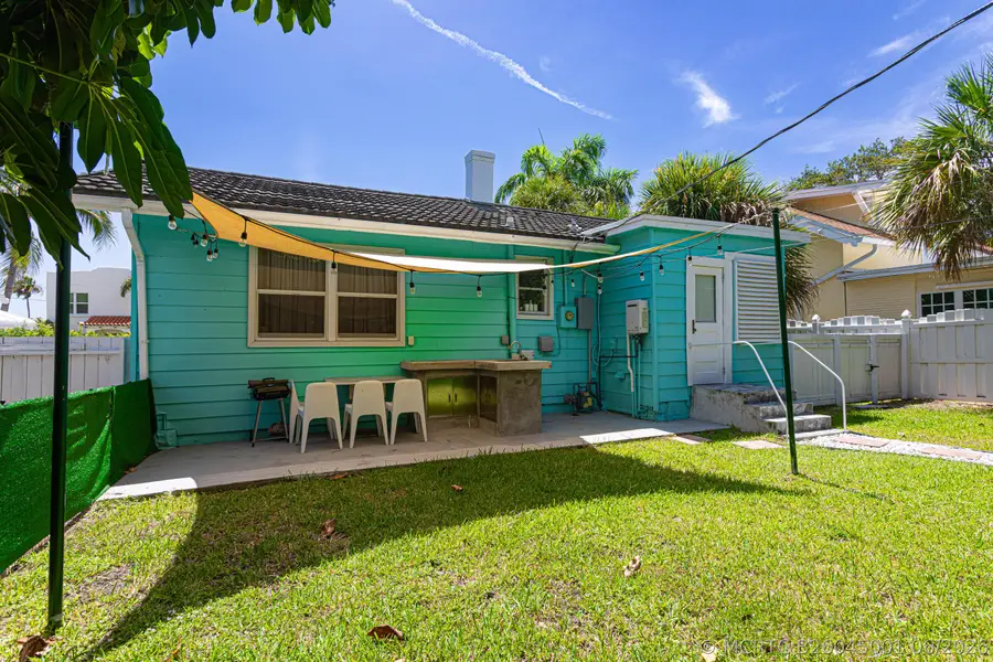 305 N Lakeside Drive, Lake Worth Beach, FL 33460 - #3