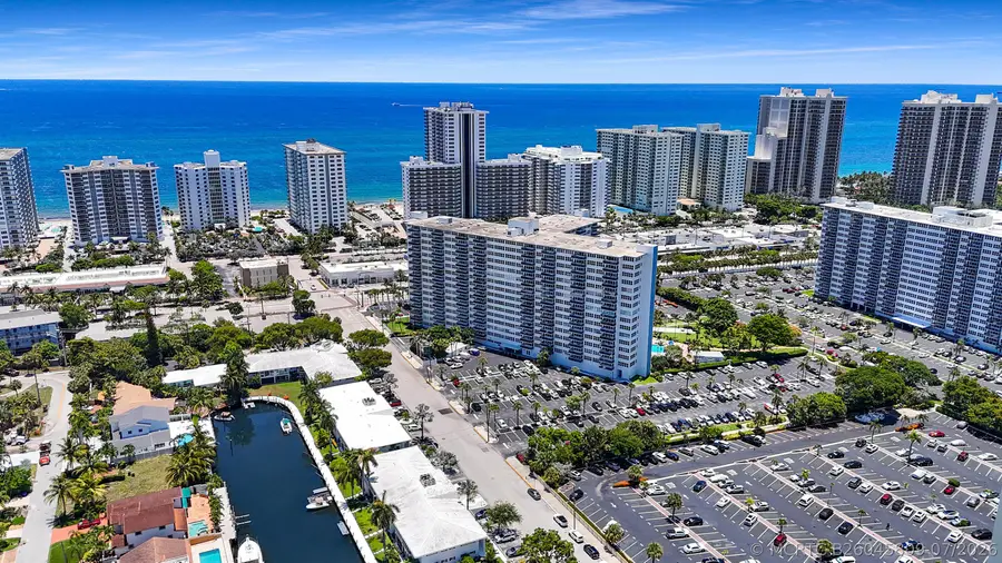 3300 NE 36th Street #822, Fort Lauderdale, FL 33308 - #2