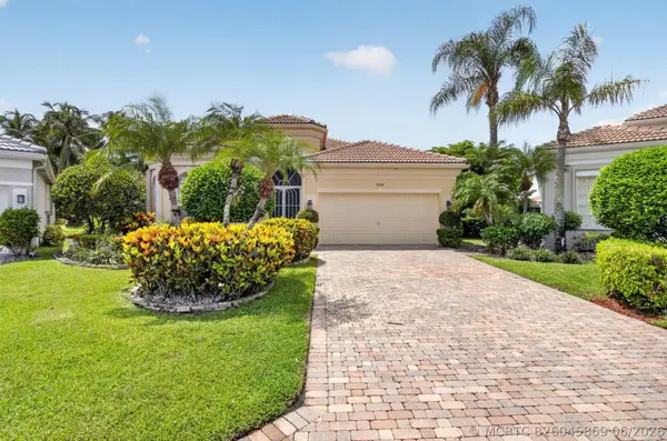 7264 Cataluna Circle, Delray Beach, FL 33446