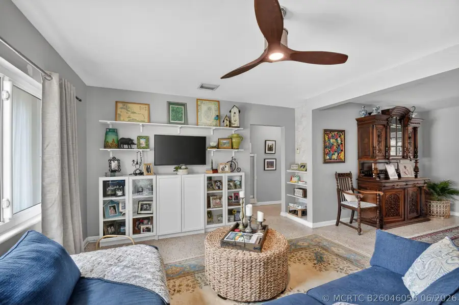 338 Edmor Road, West Palm Beach, FL 33405 - #2