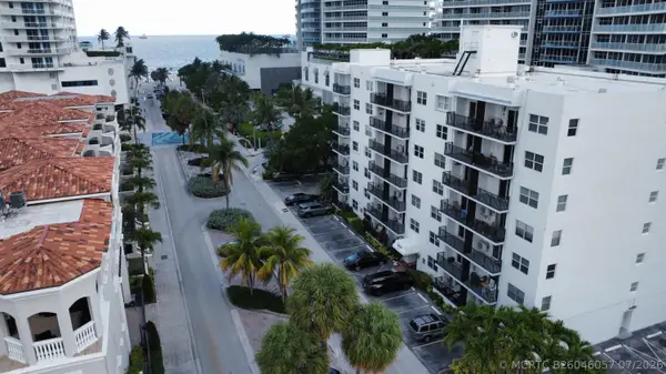 3000 Riomar Street #210, Fort Lauderdale, FL 33304