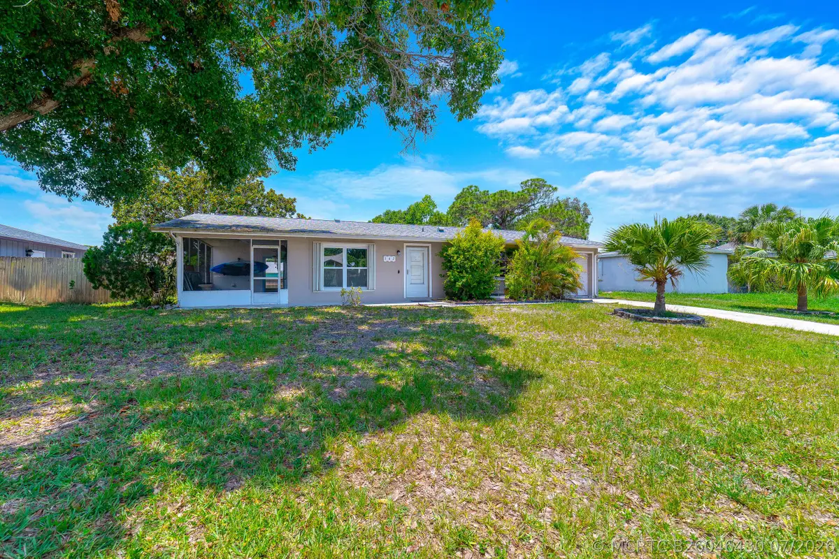 542 Saunders Street, Sebastian, FL 32958 - #1