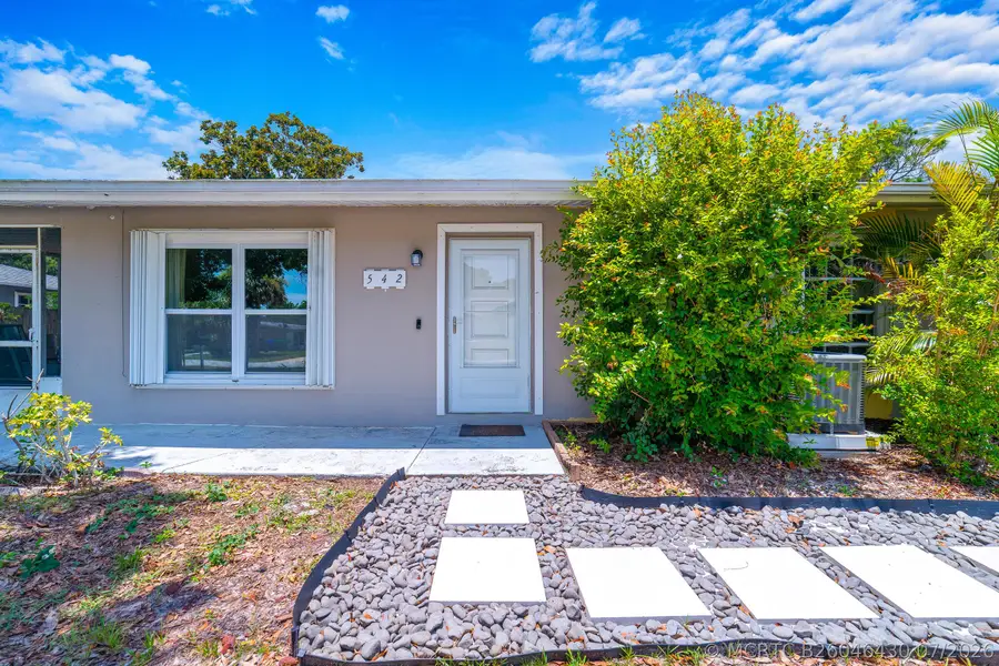 542 Saunders Street, Sebastian, FL 32958 - #2