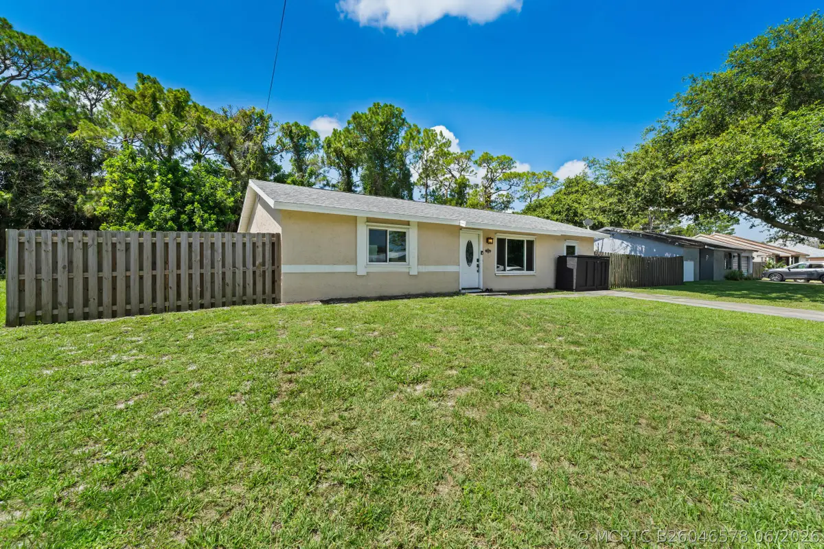 745 21st Street Sw, Vero Beach, FL 32960 - #1