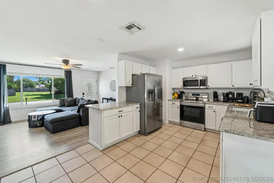 745 21st Street Sw, Vero Beach, FL 32960 - #3