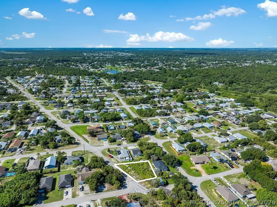 1325 2nd Road Sw, Vero Beach, FL 32962 - #2