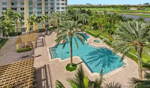 1755 E Hallandale Beach Boulevard #2104e, Hallandale, FL 33009