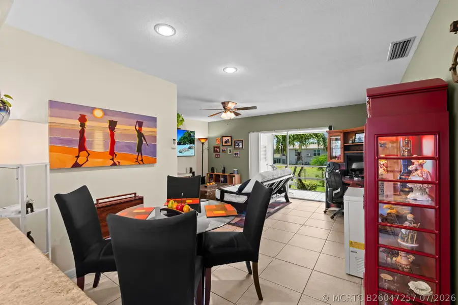 312 NE 17th Avenue #203, Boynton Beach, FL 33435 - #2