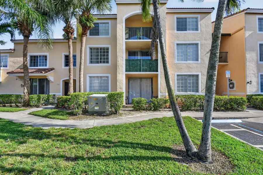 1733 Village Boulevard #105, West Palm Beach, FL 33409 - #2