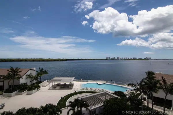 100 Lakeshore Drive #458, North Palm Beach, FL 33408