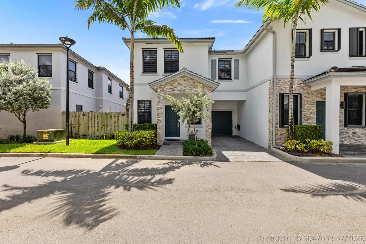 2820 SW 17th Avenue, Fort Lauderdale, FL 33315 - #1