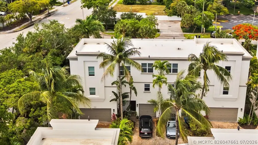 725 SW 4th Avenue, Fort Lauderdale, FL 33315 - #3