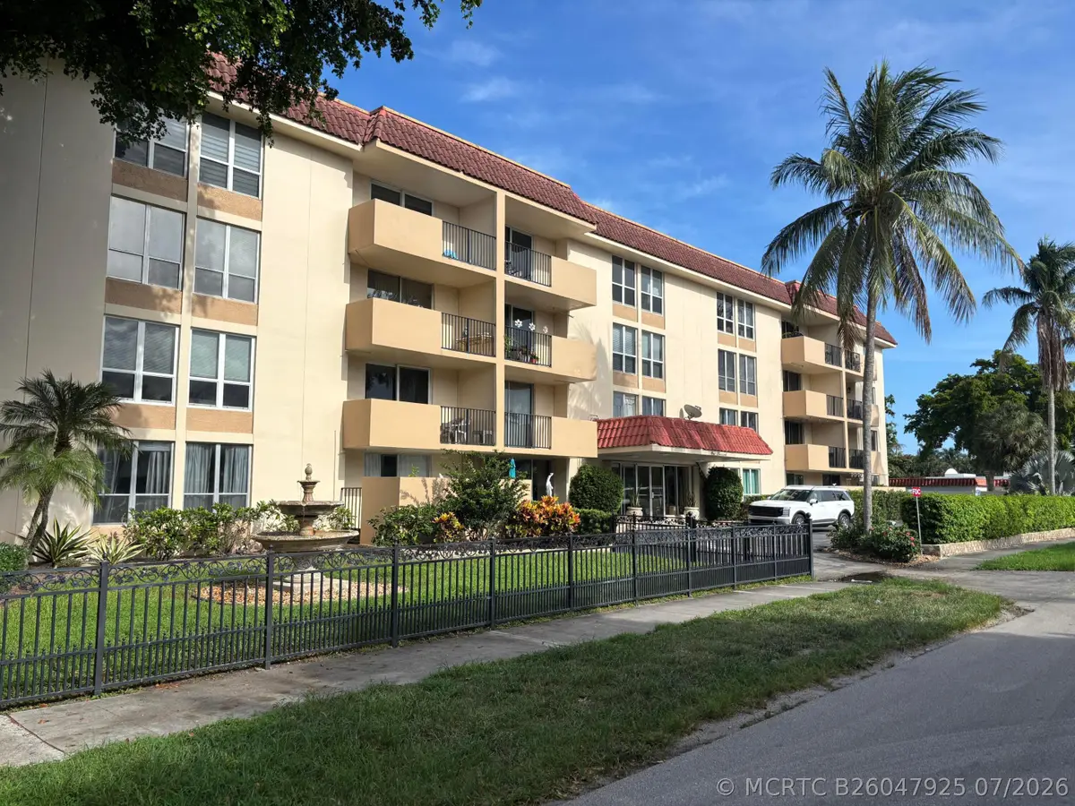 1000 Spanish River Road #3c, Boca Raton, FL 33432 - #1