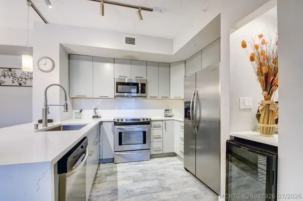 720 S Sapodilla Avenue #208, West Palm Beach, FL 33401