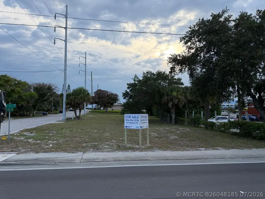 408 Avenue E, Fort Pierce, FL 34950 - #3